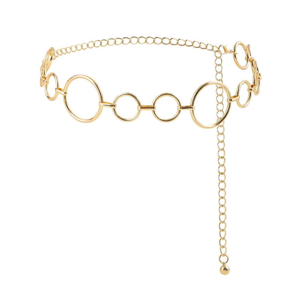 Cinto de Metal Feminino Corrente Dourado visto de cima, com a corrente reguladora pendente e ponteira arredondada