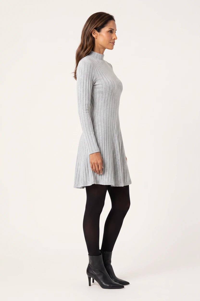Vestido Curto Canelado Manga Longa Cinza - vista de perfil, corpo inteiro