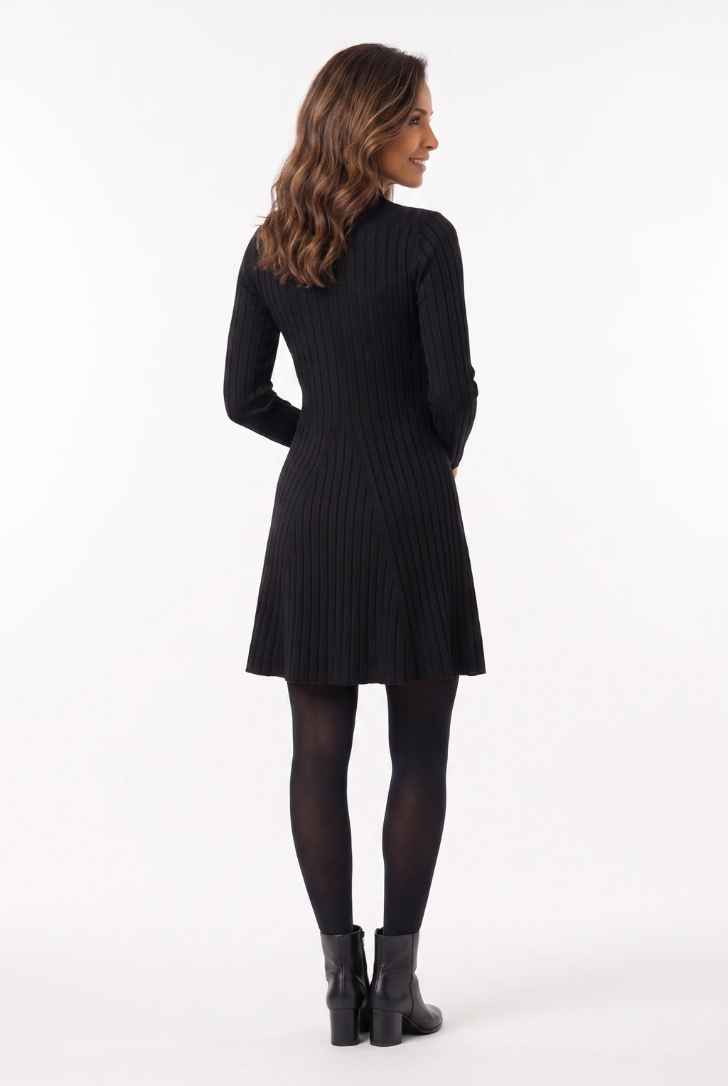 Vestido Curto Canelado Manga Longa Preto - vista de costas, corpo inteiro