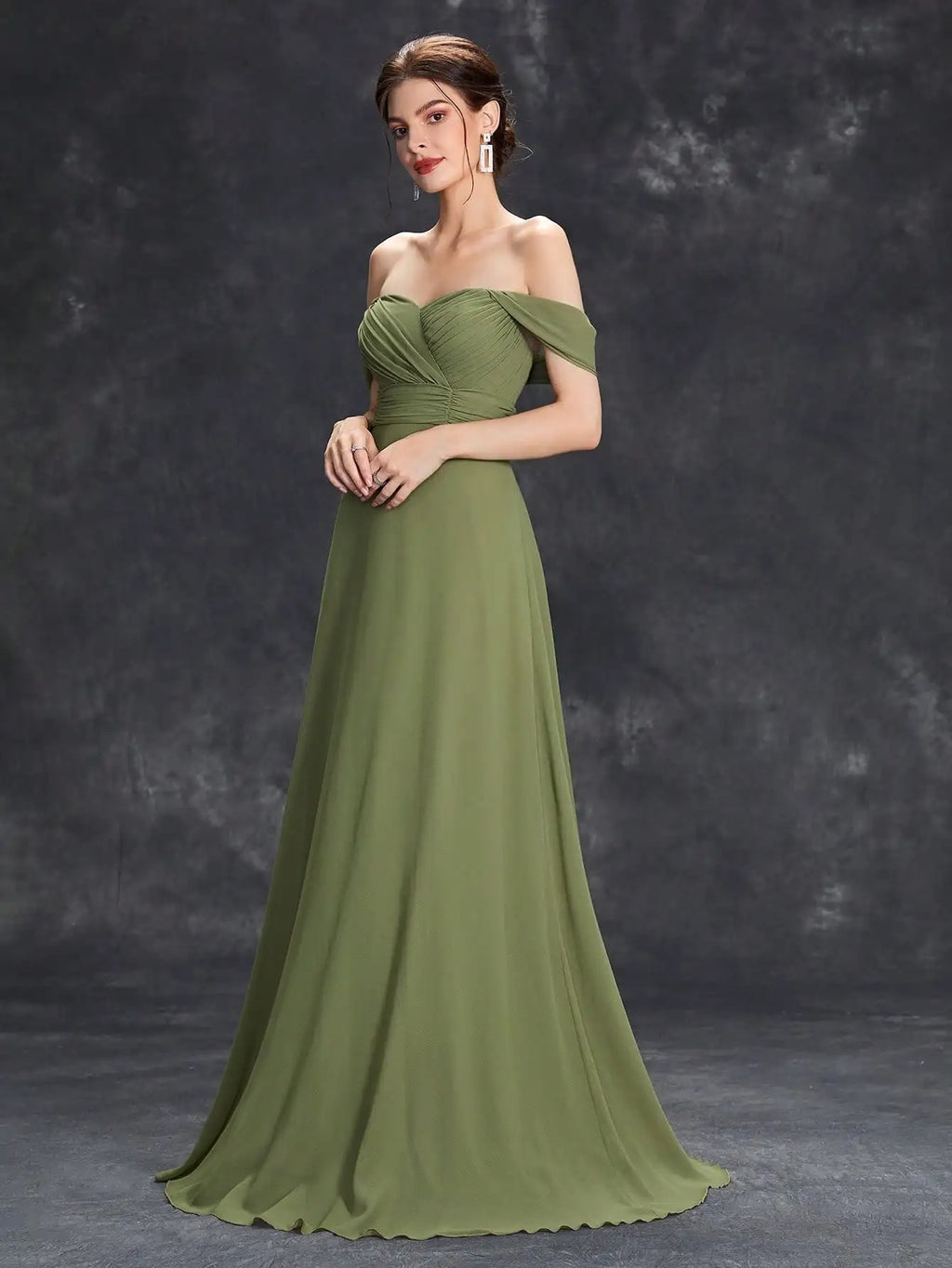 Vestido de Festa Longo Verde Oliva com Decote Ombro a Ombro