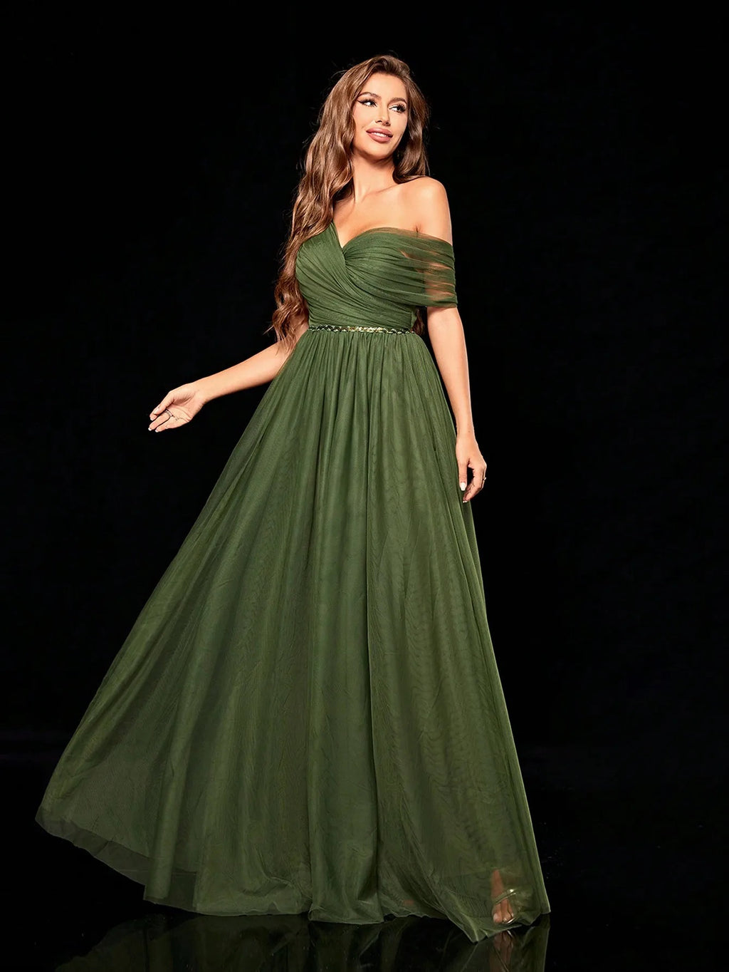 Vestido de Festa Longo Verde Oliva em Tule com Decote V