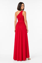 Vestido Longo Um Ombro Só Com Fenda Vermelho - vista de costas, corpo inteiro