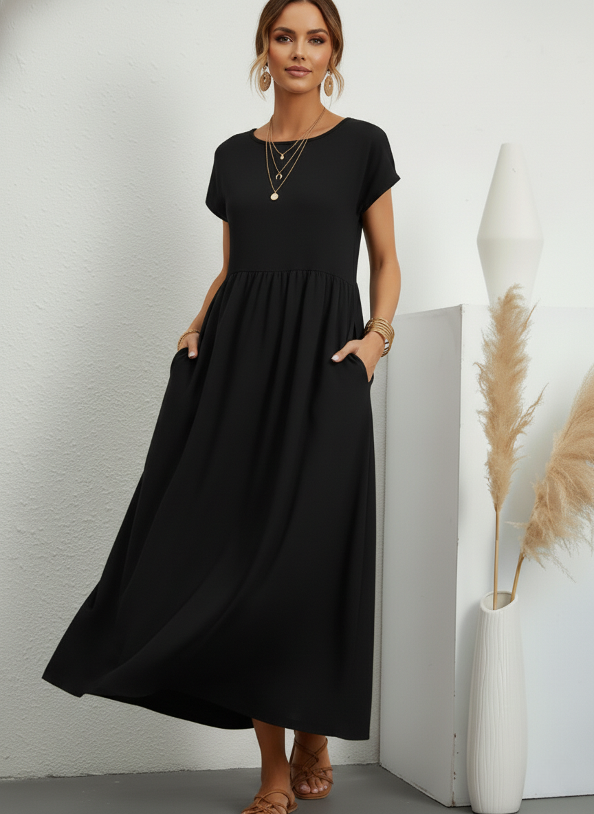 Vestido Midi Feminino Preto de Algodão e Linho Estilo Vintage com Bolsos visto de frente, com colares sobrepostos e sandália rasteira