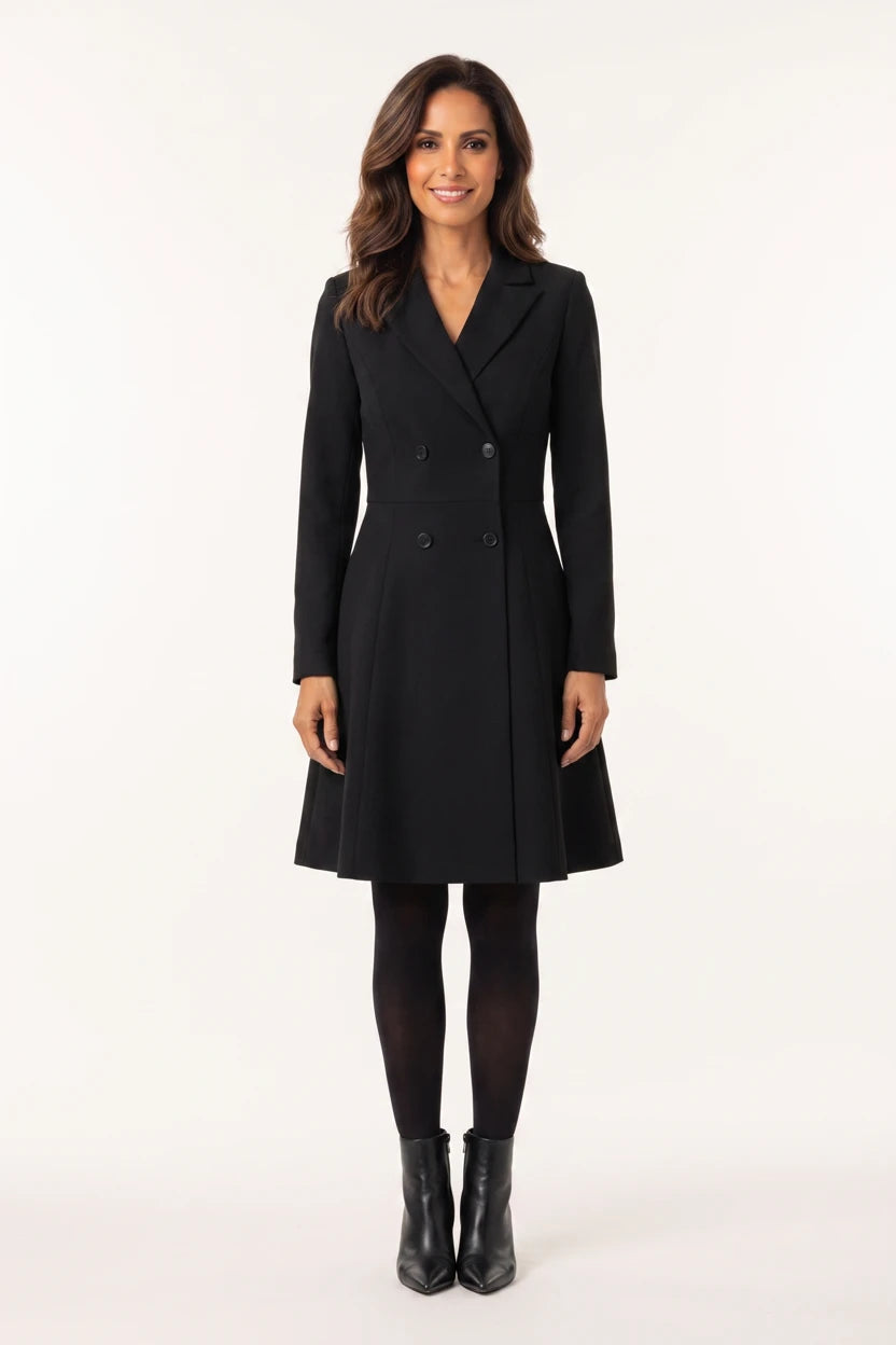 Vestido Tipo Blazer Manga Longa Mariana Preto - modelo de corpo inteiro de frente